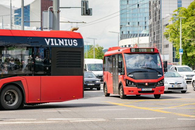 Apklausa: kaip vertinate keliones viešuoju transportu Vilniuje?