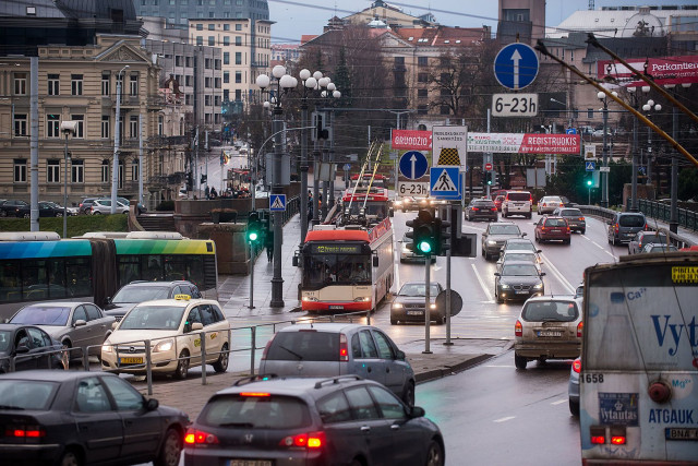 Sausio 11 d. bėgimo „Gyvybės ir mirties keliu“ metu Vilniuje –  eismo ir viešojo transporto judėjimo pakeitimai