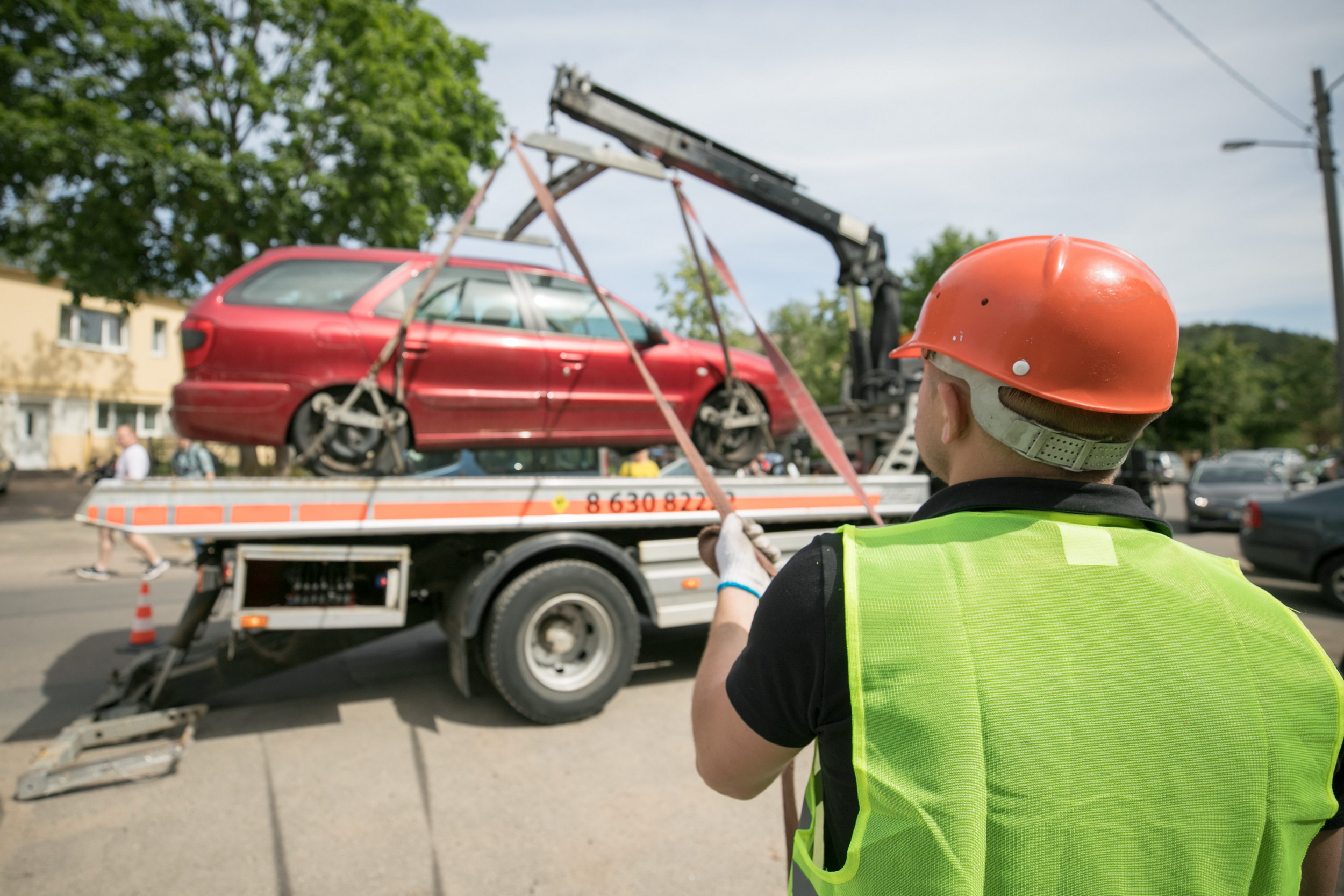 Pažeidėjų pavojingai palikti automobiliai gali būti nutempti