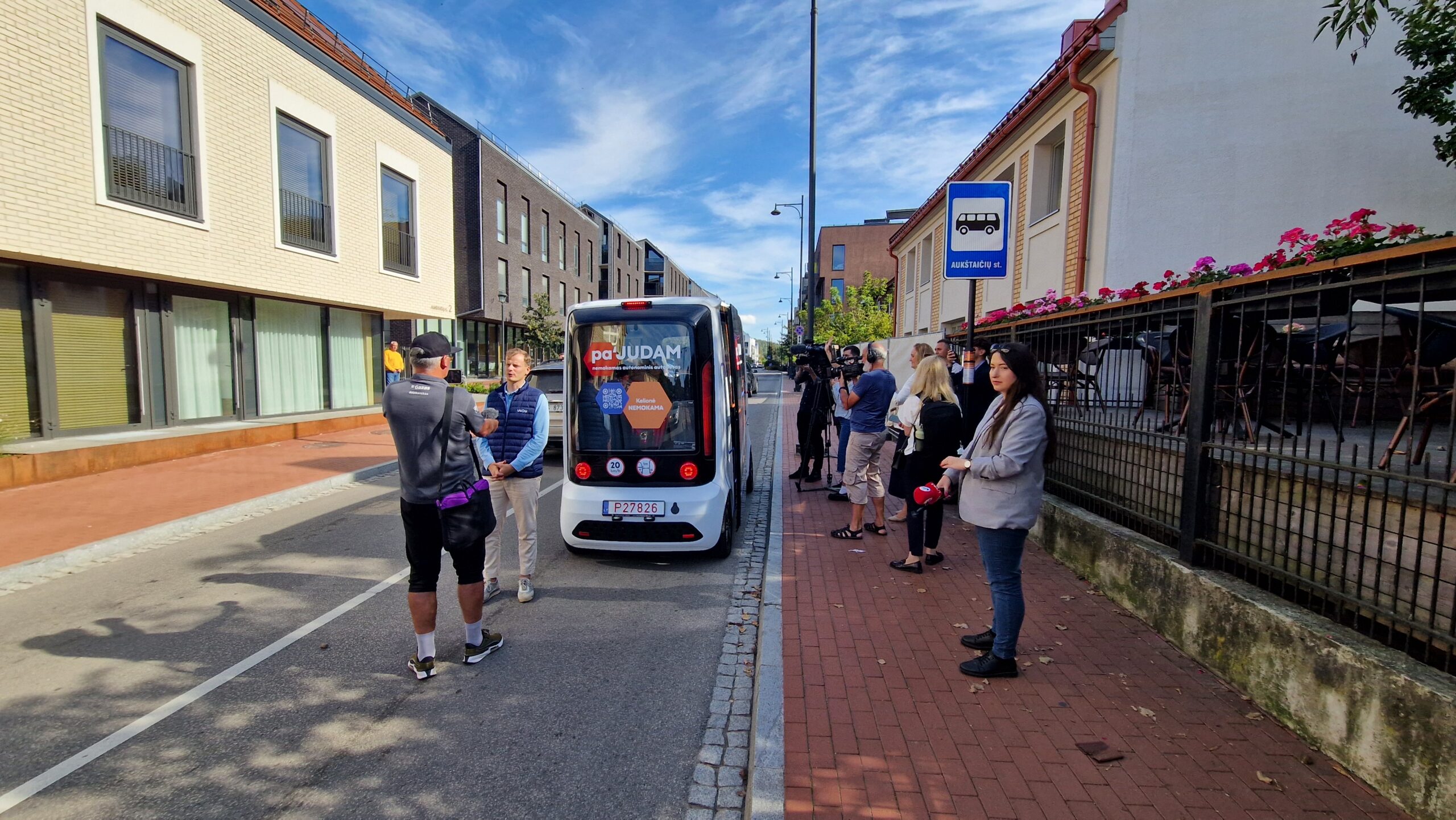 Pirmą kartą Vilniuje viešojo transporto maršrutu važiuoja autonominis autobusas