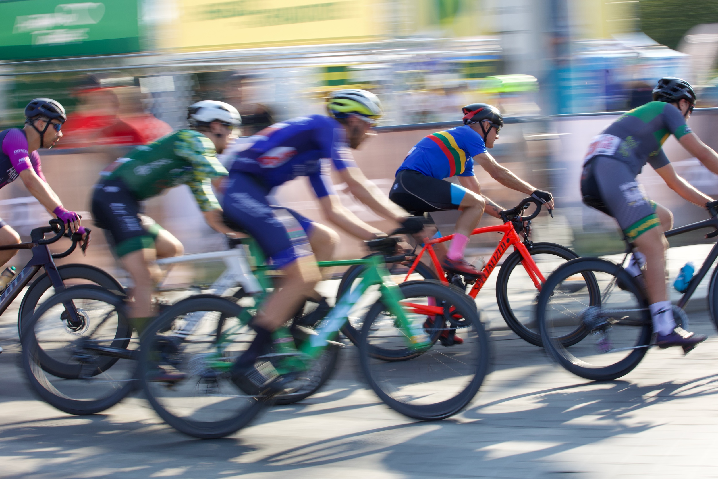 Sekmadienį Vilniuje bus eismo ribojimų – vyks tarptautinių plento dviračių lenktynių „Tour of Lithuania 2025“ finalas