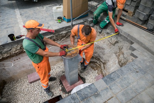 Gedimino prospekte ties Katedra bus keičiami pakeliami stulpeliai