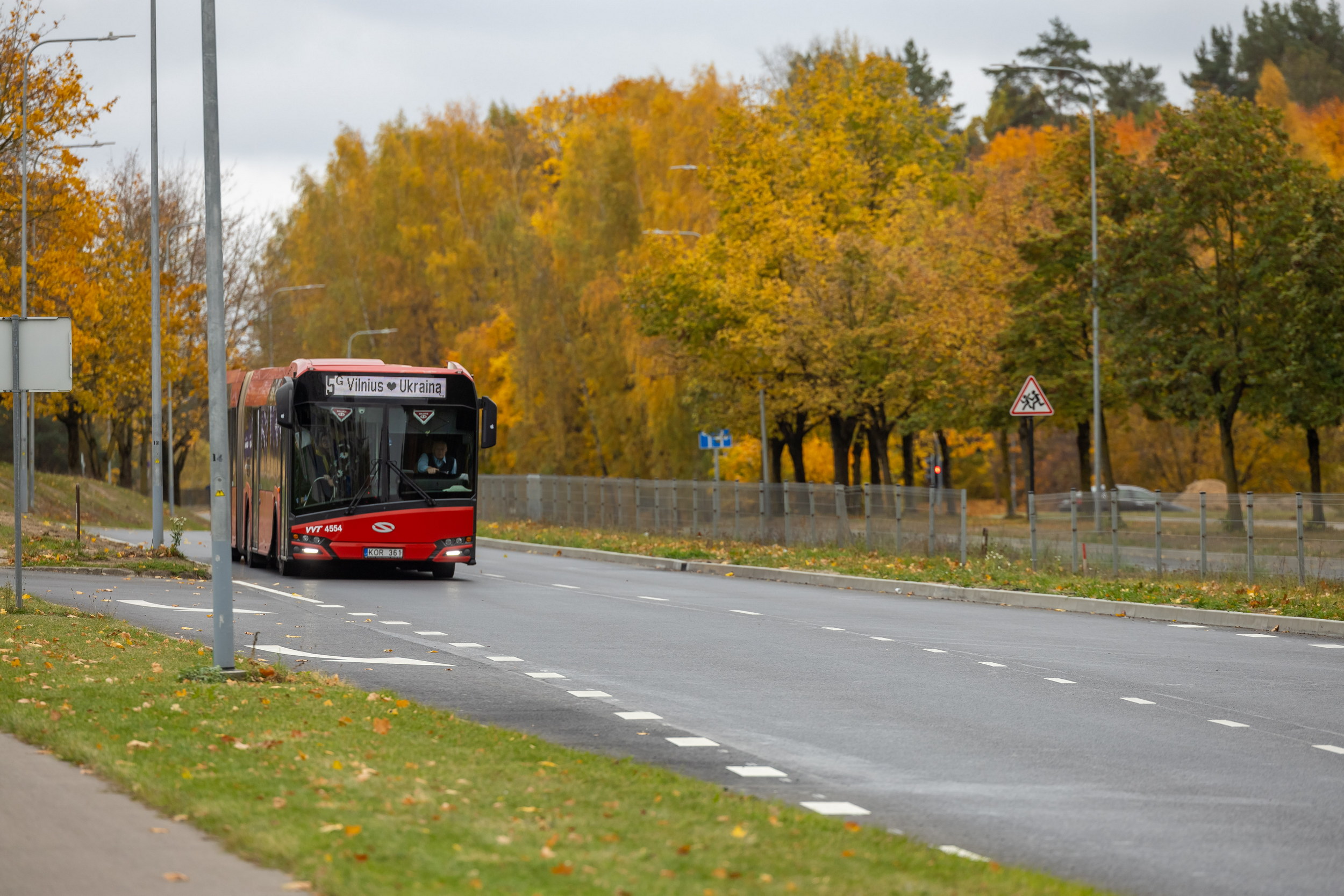Savaitgalį viešasis transportas dažniau kursuos link pagrindinių Vilniaus kapinių
