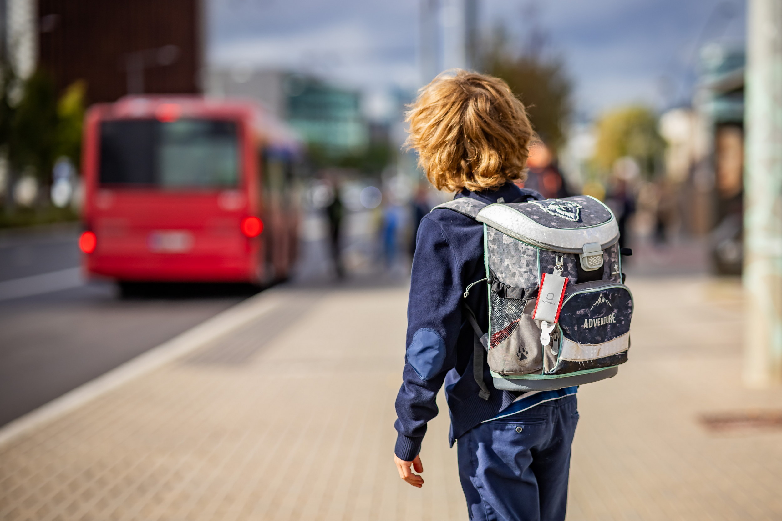 Į naujus mokslo metus – su JUDU ir SEB: atidarius sąskaitą vaikui interneto banke, dovana – kelionės viešuoju transportu