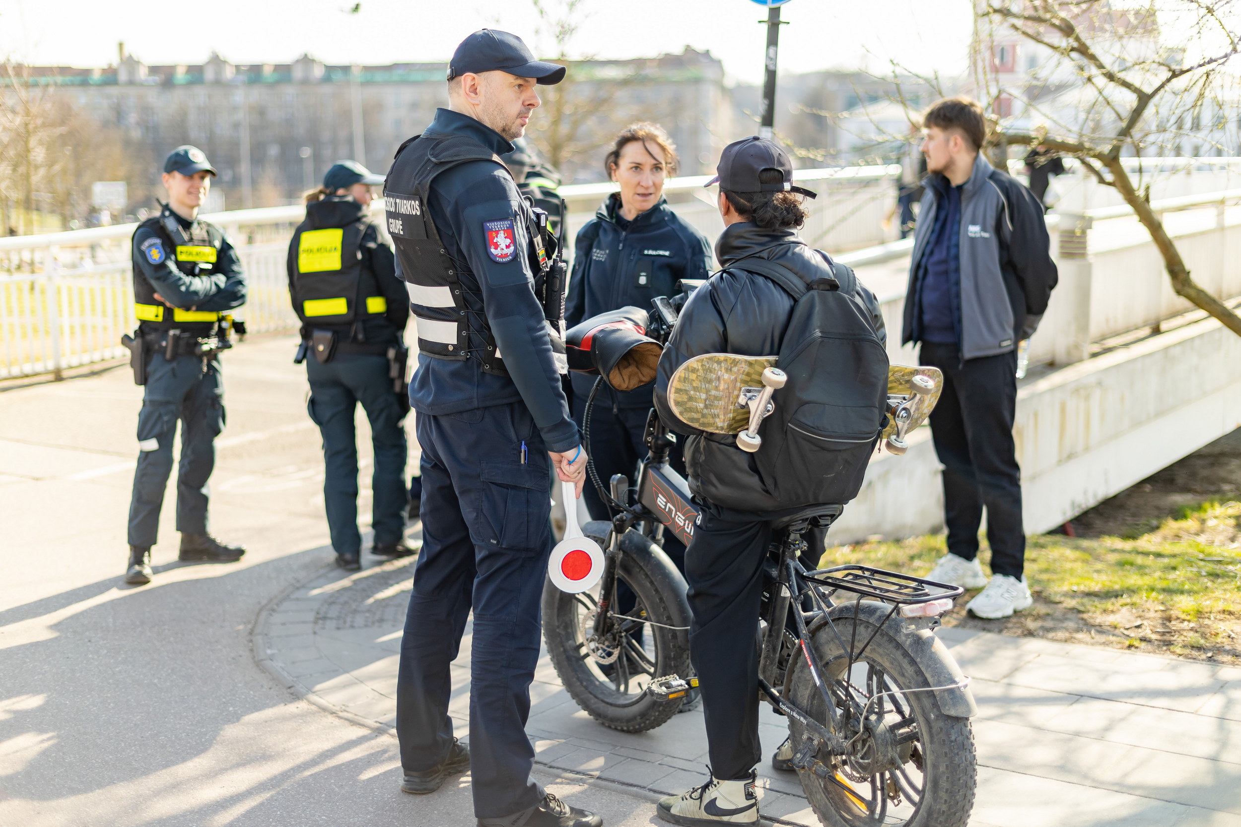Pavasarį Vilnius imasi mikrojudumo priemonių kontrolės: 99 proc. sustabdytų asmenų važiavo be šalmo