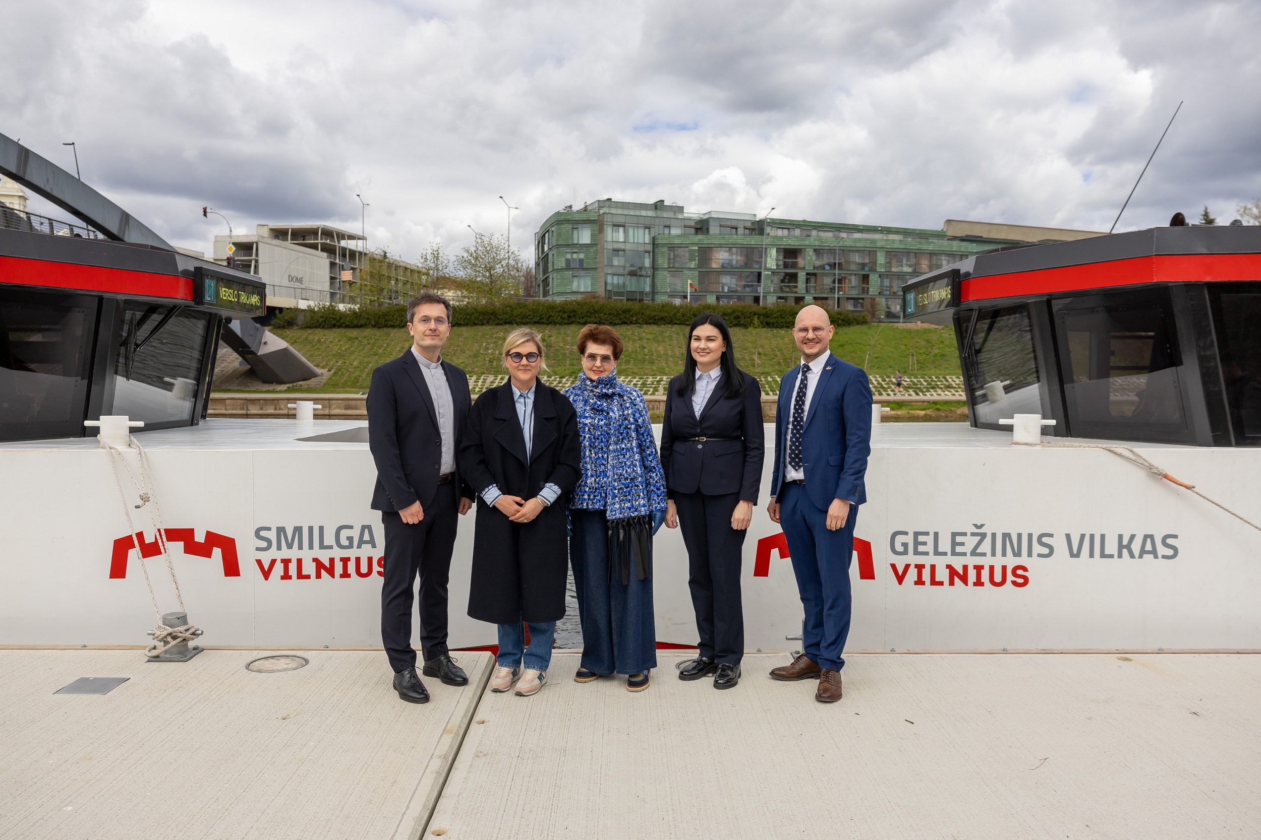 Prieš pat sezono startą pakrikštyti du nauji Vilniaus laivai: pirmąją dieną – gyventojai kviečiami plaukti nemokamai