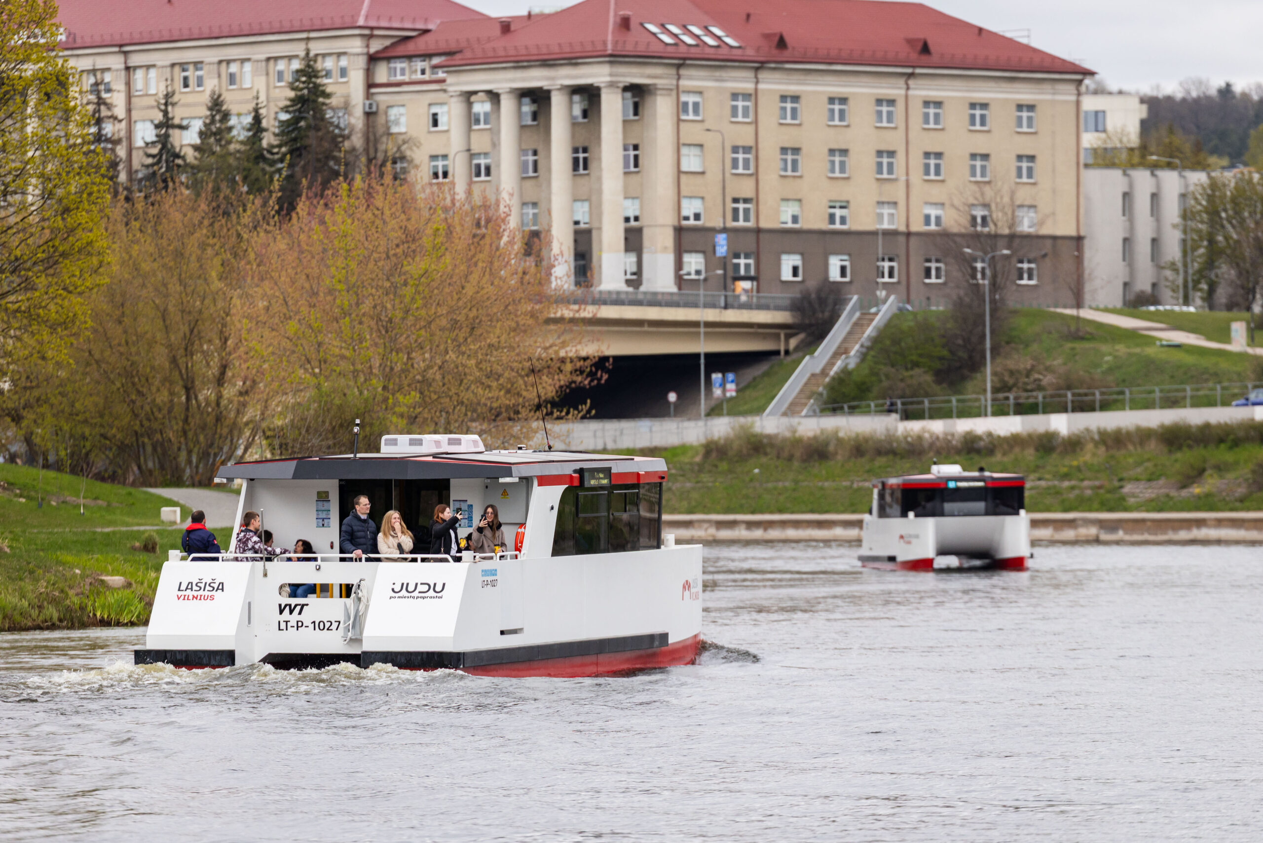 Atviros architektūros savaitgalį Vilniuje – nemokama ekskursija Vilniaus laivu