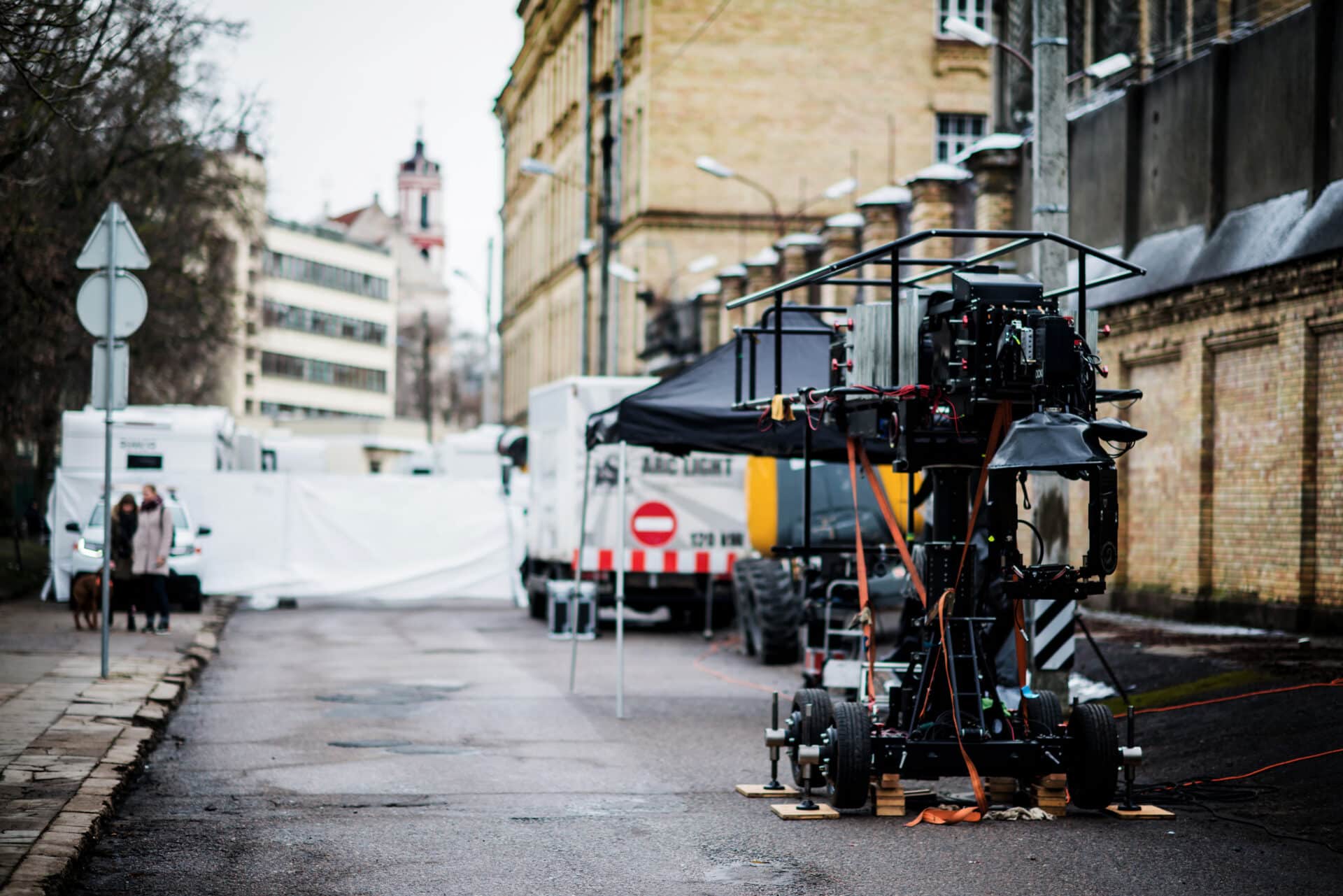 Dėl Vilniuje vykstančių filmavimų – eismo pokyčiai